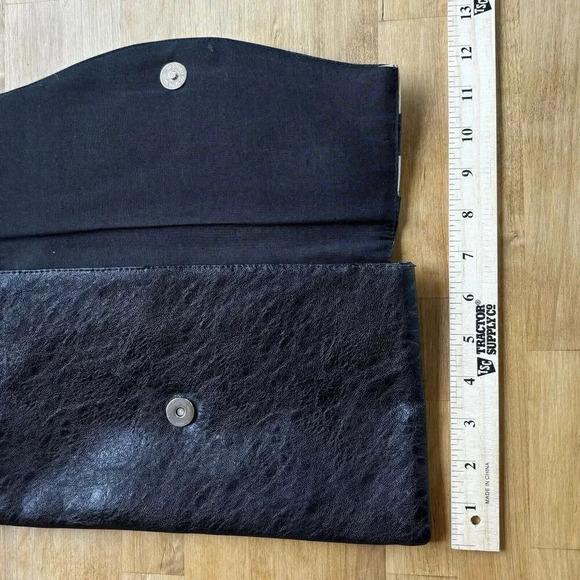 Western Faux Leather Rustic Ruffle Classy Statement Envelope Clutch Bag Purse - Picture 11 of 11